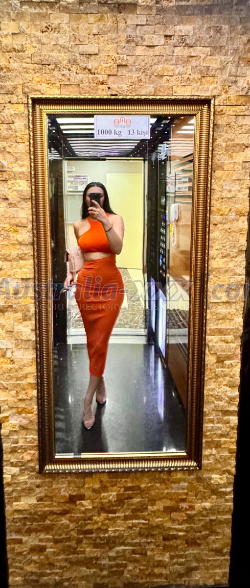 DAPHNE VIP GFE - 6294